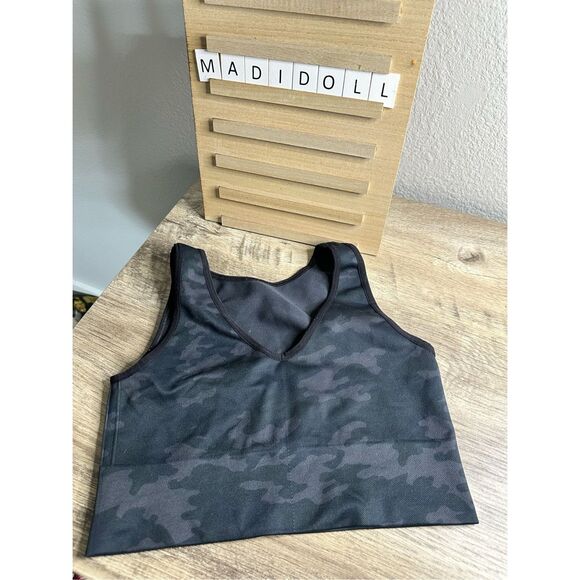 Spanx Seamless Camo Look at Me Now Crop Top Size Small - Picture 1 of 4
